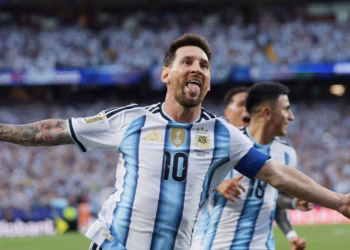Live Argjentinë-Austri: Messi zbret sërish në fushë, betejë e zjarrtë për kreun e grupit