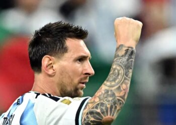 Live Argjentinë-Austri: Starton pjesa e dytë, Latinët kërkojnë të blindojnë kreun e grupit, Messi thellimin e rekordit (Video)
