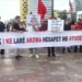 Live: Dita 12-të e protestës, marshojnë drejt Kryeministrisë; qytetarët me pankarta: Nuk i ke larë hesapet me studentët