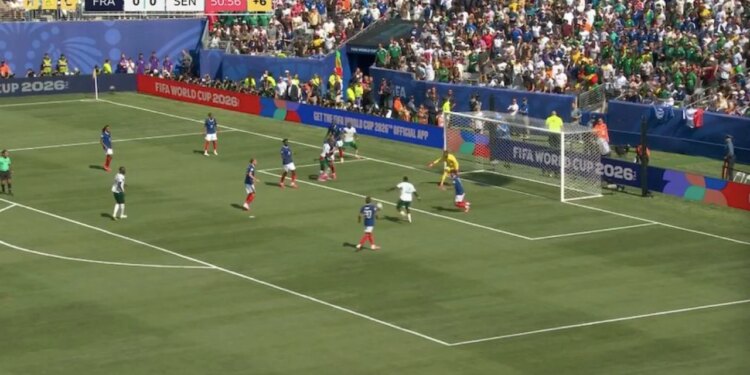 Live Francë-Senegal: Afrikanët nuk u besojnë syve, Sarr humb rastin e artë në fund të pjesës së parë