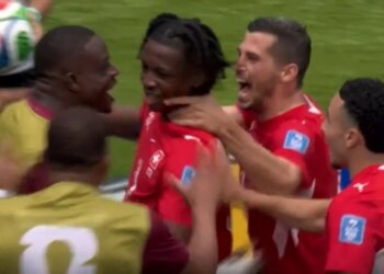 Live Zvicër–Bosnje: Helvetët hedhin ‘KO’ ballkanasit, vjen goli i dytë në fund të takimit (Video)