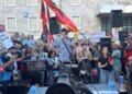 Mehdi Malkaj emocionohet në protestë: Këtu ka dashuri pa hesap — Nëse Rama ka ndarë mendjen, mjerë ai