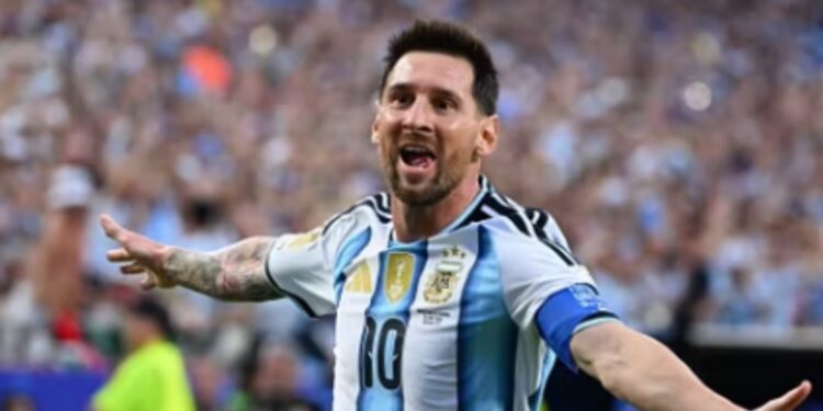 Messi më i fortë se dhimbja, lajmet e rreme; sytë nga Austria dhe rekordet për t'u thyer