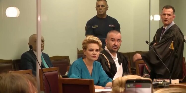Meta përplaset me Kryemadhin në gjykatë; ish-presidenti dhe ish-bashkëshortja komentojnë