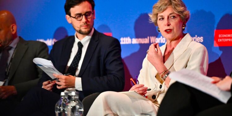 Ministrja Sala në forumin botëror The Economist: Shqipëria, reforma të thella për sistem shëndetësor më të fortë