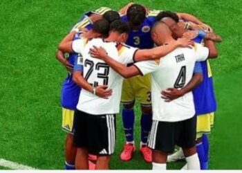 Momenti më prekës i Botërorit: Gjermania dhe Curaçao luten së bashku pas ndeshjes (VIDEO)