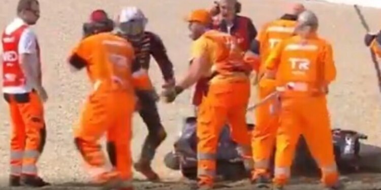 MotoGP: Bezzecchi skualifikohet në Brno pasi shtyu një nga komisarët e garës pas rrëzimit