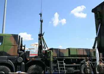 Në çështjen e mbrojtjes, Zvicra shqyrton blerjen e një sistemi kundërajror nga Franca, Izraeli ose Koreja e Jugut