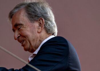 Nga student i nënvlerësuar te themelues i firmave të famshme të modës: biografia e Bernard Arnault