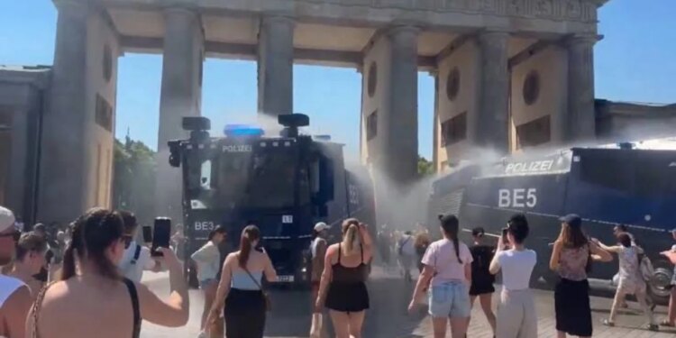 OBSH thirrje Europës: Nuk është vapë e thjeshtë, trajtojeni si krizë shëndetësore