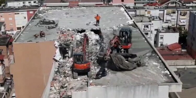 Pallati i dëmtuar nga tërmeti në Durrës konsiderohet i pabanueshëm pas ekspertizës; nis prishja