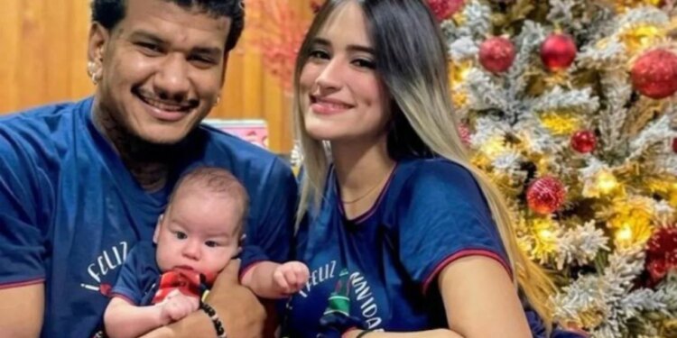 Partnerja e futbollistit venezuelian vdiq duke shpëtuar foshnjën e tyre nga rrënojat; postimi i tij: Ishte e guximshme