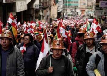Pas shtatë javësh ‘paralizë’ në të gjithë vendin, bllokadat dhe protestat në Bolivi marrin fund