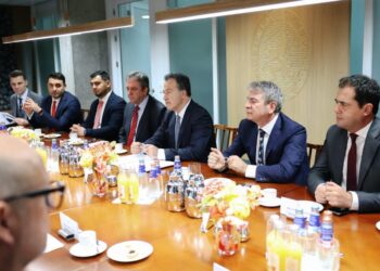 Peleshi në vizitë zyrtare në Amsterdam: Holanda rikonfirmon mbështetjen për përshpejtimin e negociatave të Shqipërisë në BE