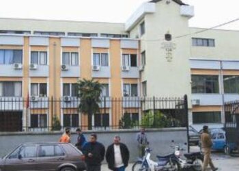 Përvetësuan prona 5 mln euro me dokumente false, Prokuroria Vlorës sekuestron 1600 m2 tokë arë, 1900 m2 ullishte