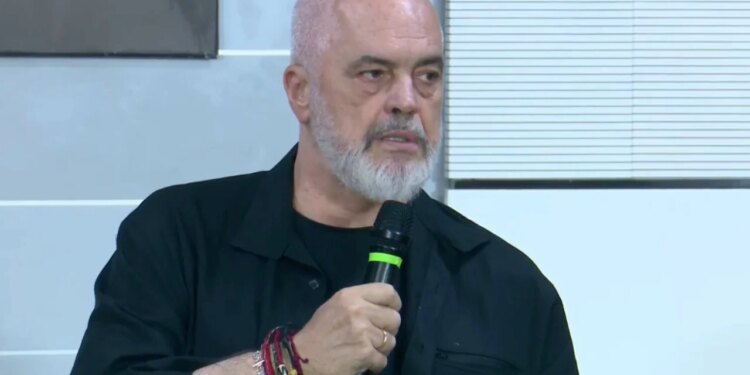 Po kur thonë 5 kushte, Rama ironizon protestuesit: Nëse jap dorëheqjen, si do i bëj katër tjerat?