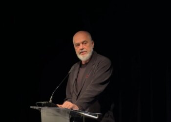 Protesta, luftë mes Shqipërisë në BE dhe korbave e sorrave; Rama: Lëpijnë e helmojnë çdo qytetar të ndershëm