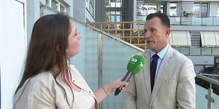 Pse u përçan Meta-Cakrani? Avokati për TCH: Unë nuk flas në bazë të emocioneve, akuzat për komplote...