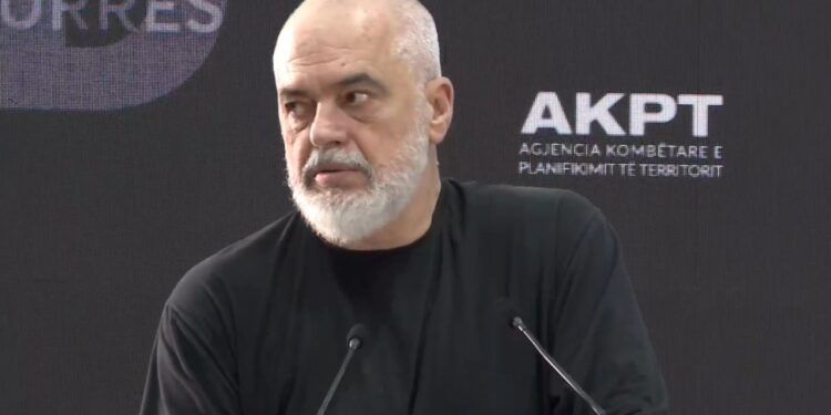 Rama ironizon protestuesin: Këta gjakprishur vijojnë me… Shikojeni kush do t'ju shpëtojë nga unë, patrioti që s'lexon ligjin