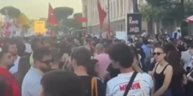 Rama reagon për tensionet dhe heqjen e flamurit LGBTQI: Turp, solidaritet i plotë me djalin e bullizuar