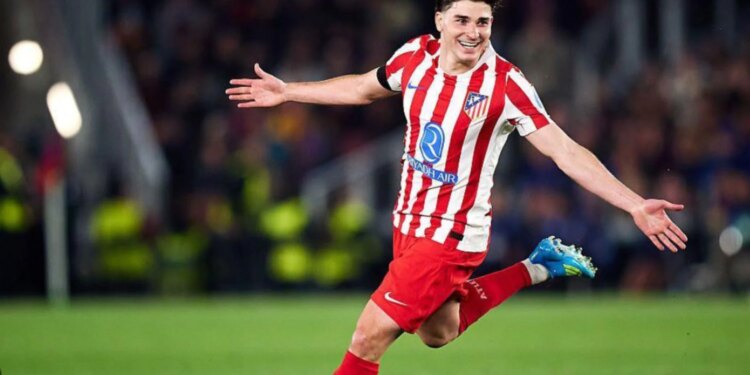 Real Madrid synon Julian Alvarez? Agjenti i argjentinasit mohon kontaktet me Los Blancos