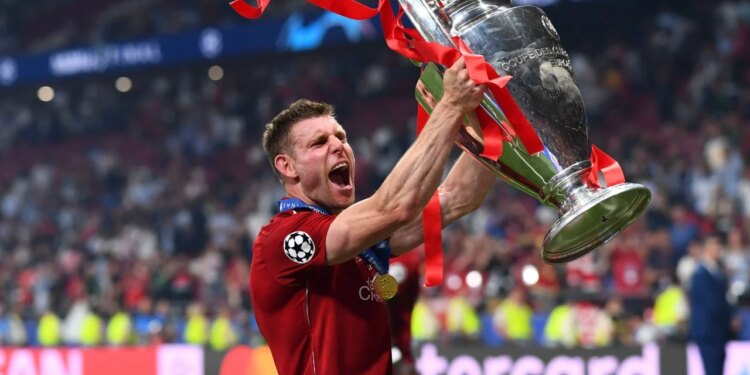 Rekordmeni i Premier League që fitoi gjithçka me Liverpool-in tërhiqet përfundimisht nga futbolli