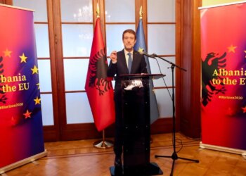 Rezultatet e Konferencës VIII Ndërqeveritare, Hoxha pret Komisioneren Kos dhe ekipin e BE-së në misionin shqiptar në Bruksel