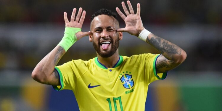 Rikthimi i Mbretit: Neymar në listë, ndeshja ndaj Skocisë bëhet historike
