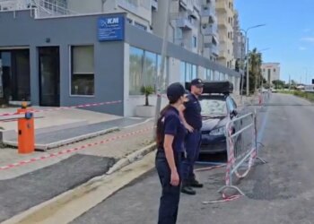 Rrëshqitje masive në Durrës: autoritetet rrisin sigurinë, banorëve u ndalohet hyrja në banesa nga terreni paqëndrueshëm