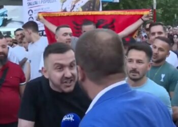 Rrethua nga protestues, dalë nga Kuvendi; Bido: ishte grup agresiv, ndryshe nga ata që mbledhin plehrat pas mitingut