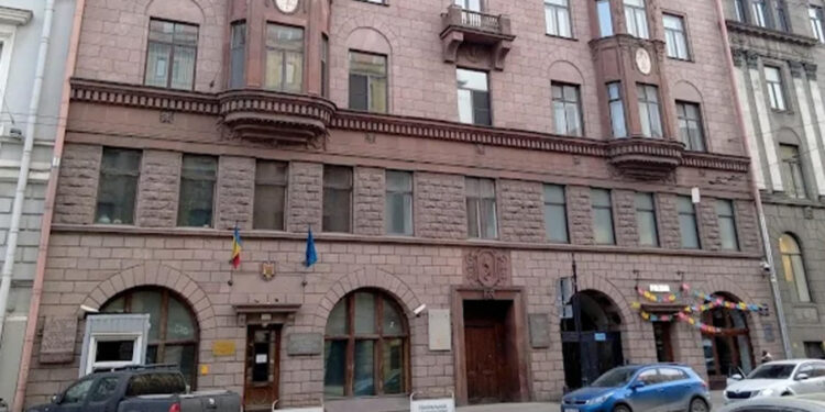 Rusia dëbon konsullin rumun dhe mbyll konsullatën në Shën Petersburg; tensionet diplomatike përshkallëzohen