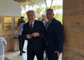 Sali Berisha takohet me Ilir Metën dhe shkon për ngushëllime pas humbjes së babait të ish-presidentit
