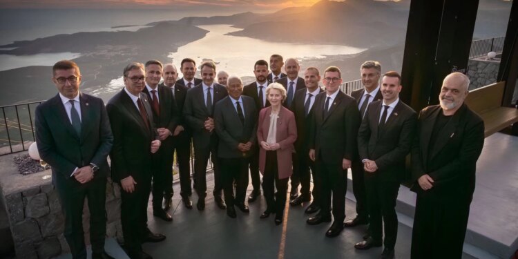 Samiti BE-Ballkan Perëndimor: Kryeministri Rama publikon fotografi nga takimi në Mal të Zi