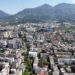 Shërbimet lënë pas prodhimin; turizmi dhe ndërtimi rriten, industria shqiptare vijon të tkurret