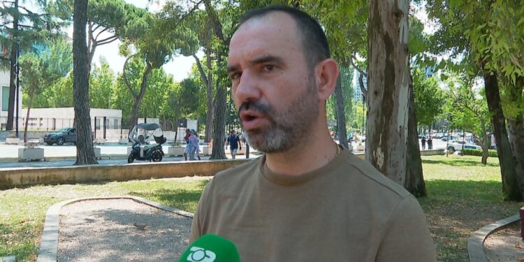 Si realizohet Qeveria e Tranzicionit pa marrëveshje me klasën politike? Protestuesit: Kemi gati tryezat për zgjedhjen e jopartiakëve