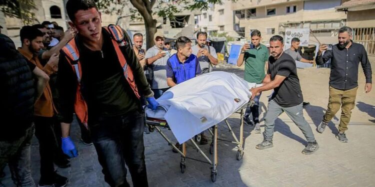 Sulmi izraelit në Gaza vret operatorin e Al Jazeera-s; pesë persona të tjerë humbin jetën