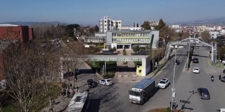 Të rinjtë refuzojnë bujqësinë: Numri i studentëve të regjistruar për agronomi bie, rritet interesi për veteriner