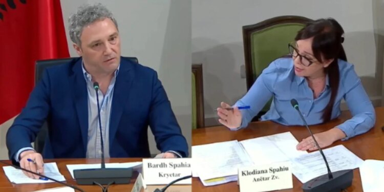Të vijë ministrja të sqarojë urdhrin — Terapia për trangjinorët: Spahiu (PS) përplaset me PD, vjen për agjendë politike