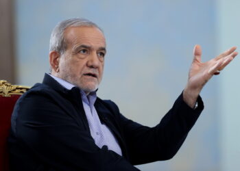 Teherani pret lirimin e 6 miliardë dollarëve nga fondet e ngrira; Irani dhe Omani flasin për Hormuzin
