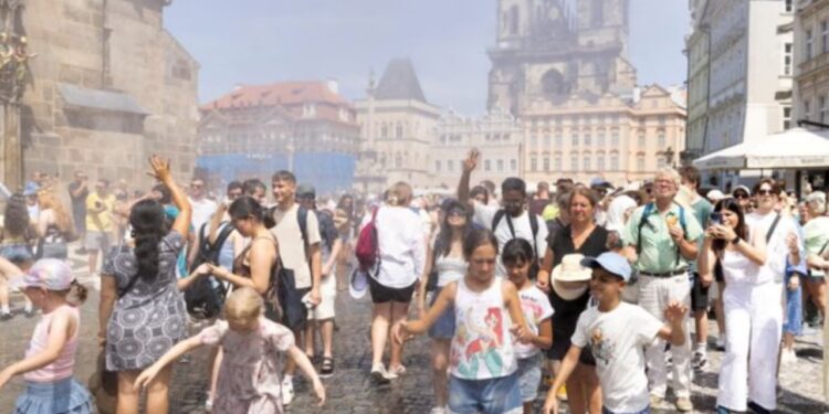 Temperaturë rekord: termometri arrin 40 gradë Celsius, Republika Çeke regjistron vapën më ekstreme në histori