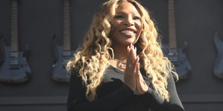 Tenis, Serena Williams kthehet në fushë në moshën 44 vjeçare dhe do të garojë në çift në Queen’s