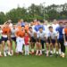 Tifozi i vogël qau për Uzbekistanin; Cannavaro e lojtarët e përqafojnë në stërvitje