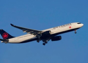 Tmerr në ajër: Piloti i Air Canada pëson krizë epileptike gjatë fluturimit