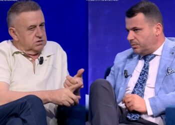 Top Story: 450 euro në ditë, 12 milionë në vit; eksperti: Jo real, 4 milionë shqiptarë vizitojnë familjet