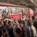 Treni i metrosë në Stamboll del nga shinat për shkak të defektit teknik në mekanizëm, tre të plagosur