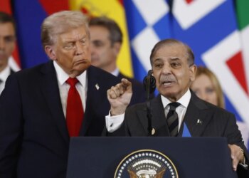 Trump është njeri i paqes / Kryeministri i Pakistanit në Zvicër: Udhëheqja iraniane e ka trajtuar krizën me dinjitet