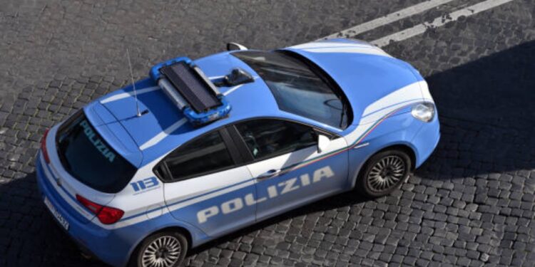 U përpoqën të rindërtonin Partinë Naziste, policia italiane arreston dy persona në Romë
