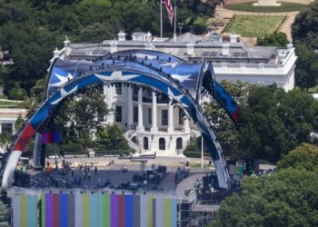 UFC në Shtëpinë e Bardhë për ditëlindjen e Trump: si do paguhen luftëtarët pjesëmarrës në eventin madhështor