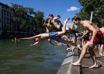 Valë ekstreme e nxehtësisë në Europë: Alarm në 53 zona të Francës, temperaturat priten deri në 40°C