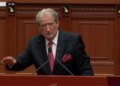 Vangjel Tavo po rrafshon një kodër në Vuno, Berisha te Ramës: Ta dish, katundi yt do të jetë...